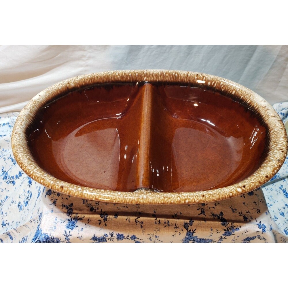 EXCELLENT OVEN PROOF DRIP GLAZE OVAL DIVIDED BOWL BROWN H.P. & CO 11"